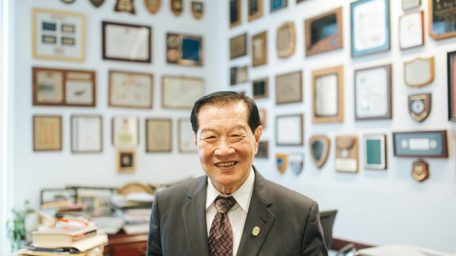Dr Henry Lee